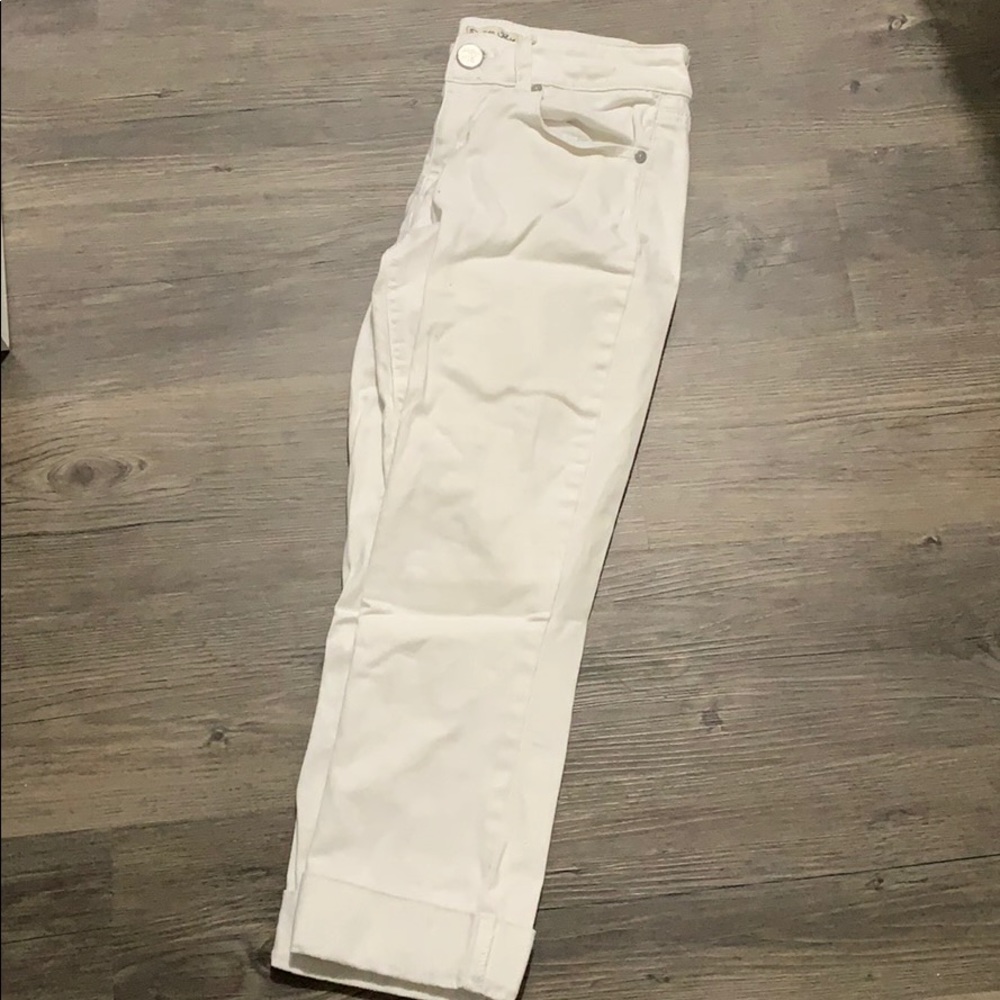 White capris